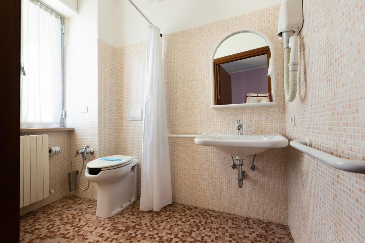 Hotel Belvedere Porto SantʼElpidio Екстериор снимка